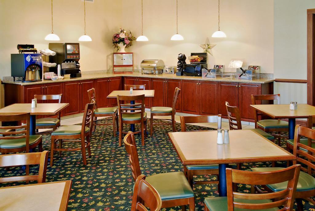 Country Inn & Suites By Radisson, St Charles Historic District Saint Charles Екстер'єр фото