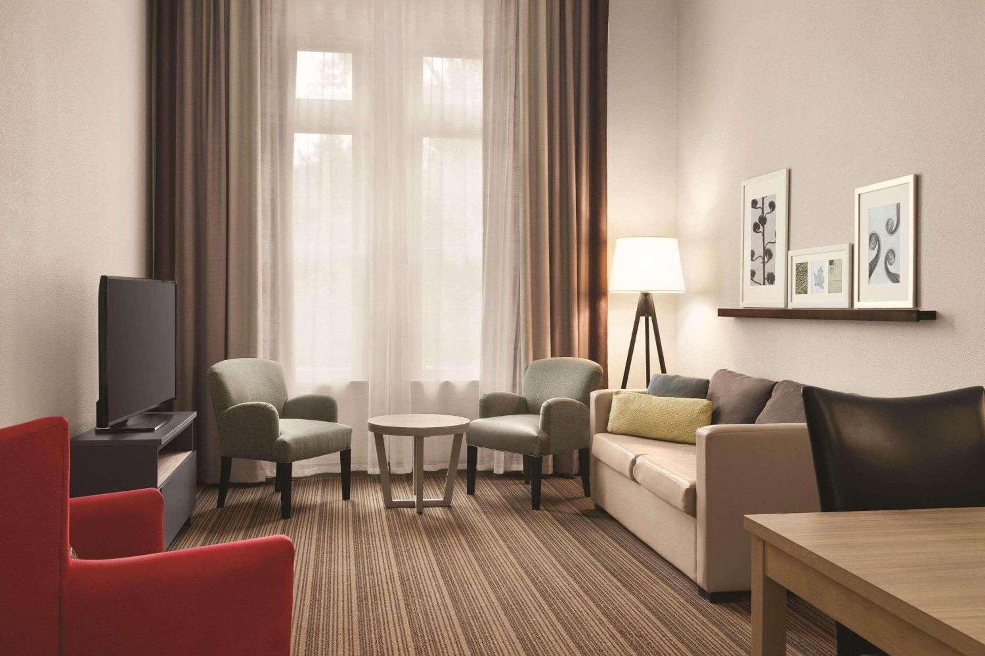 Country Inn & Suites By Radisson, St Charles Historic District Saint Charles Екстер'єр фото