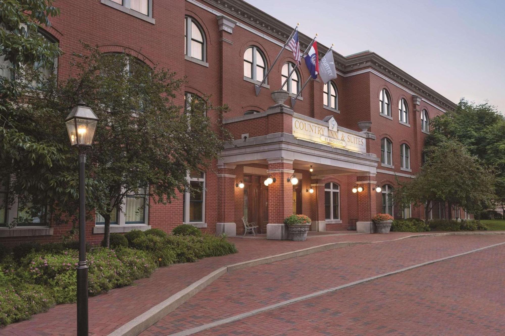 Country Inn & Suites By Radisson, St Charles Historic District Saint Charles Екстер'єр фото