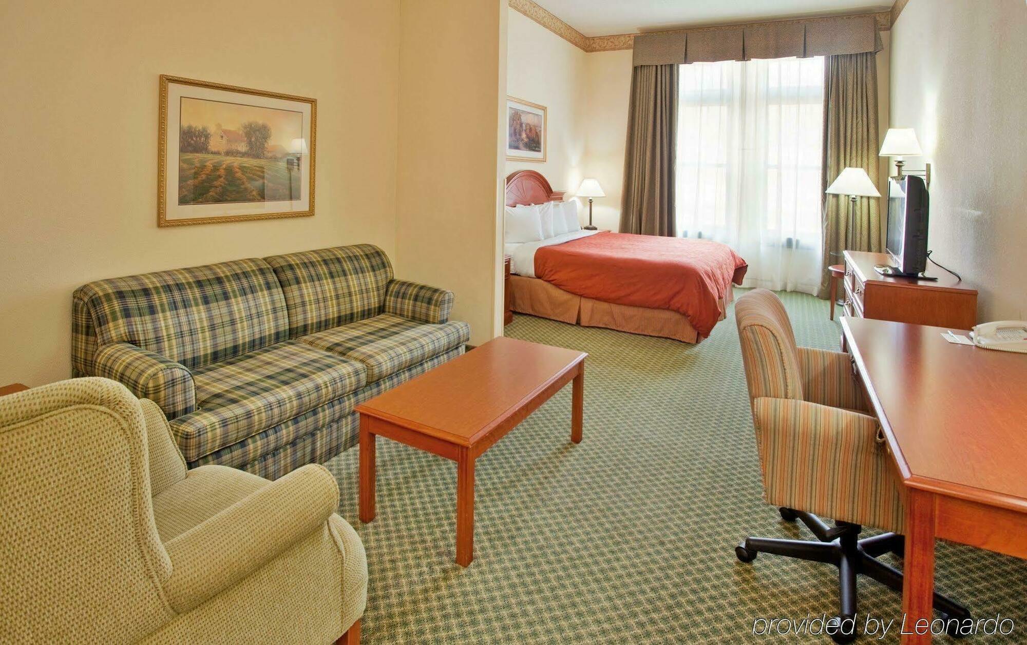 Country Inn & Suites By Radisson, St Charles Historic District Saint Charles Екстер'єр фото